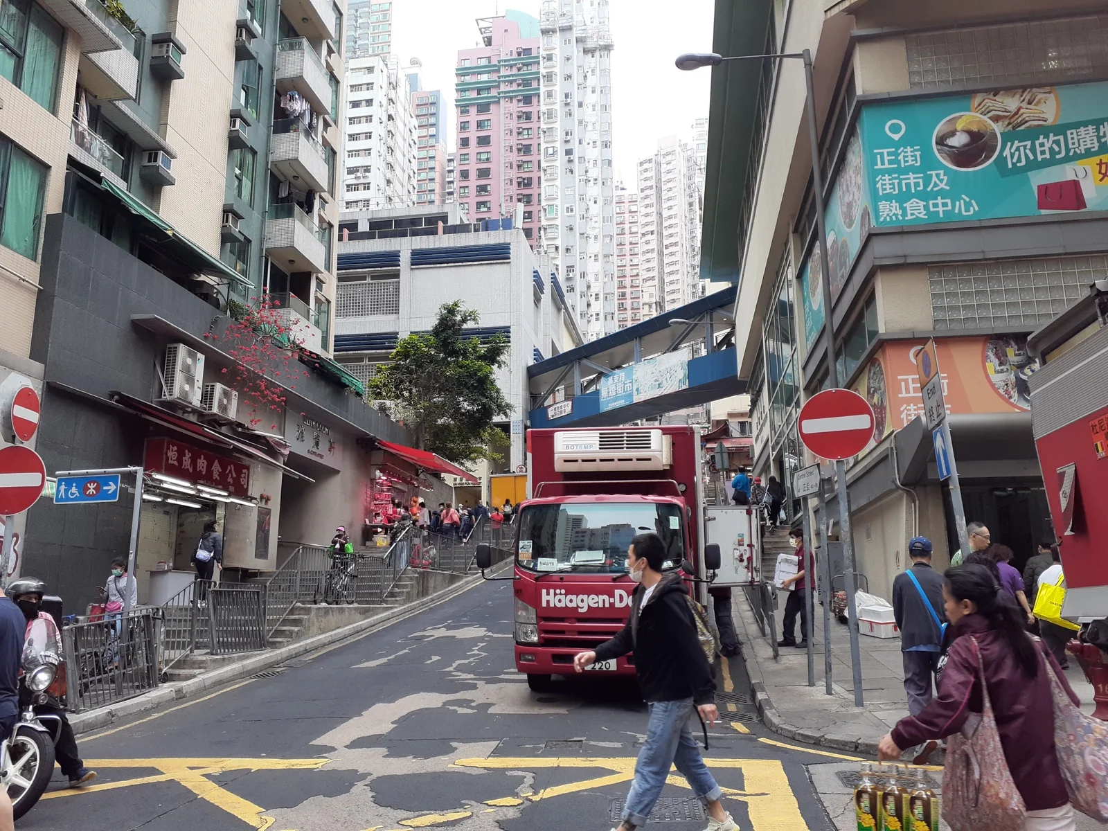 Centre Street y su mercado en Sai Ying Pun